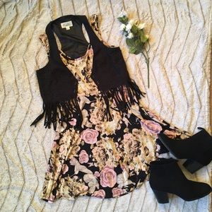 Floral/Skull skater dress! 👗💀